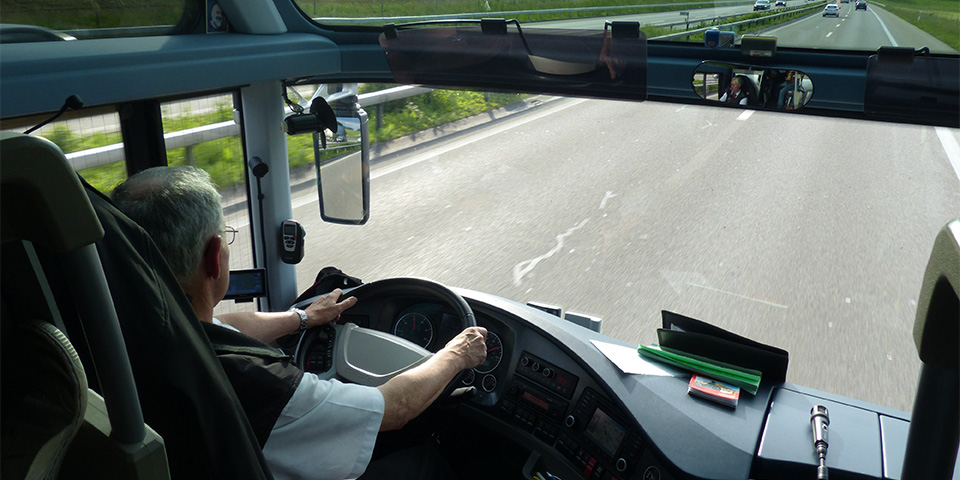 improving-vehicle-safety-on-road-and-on-site-2-kopieren
