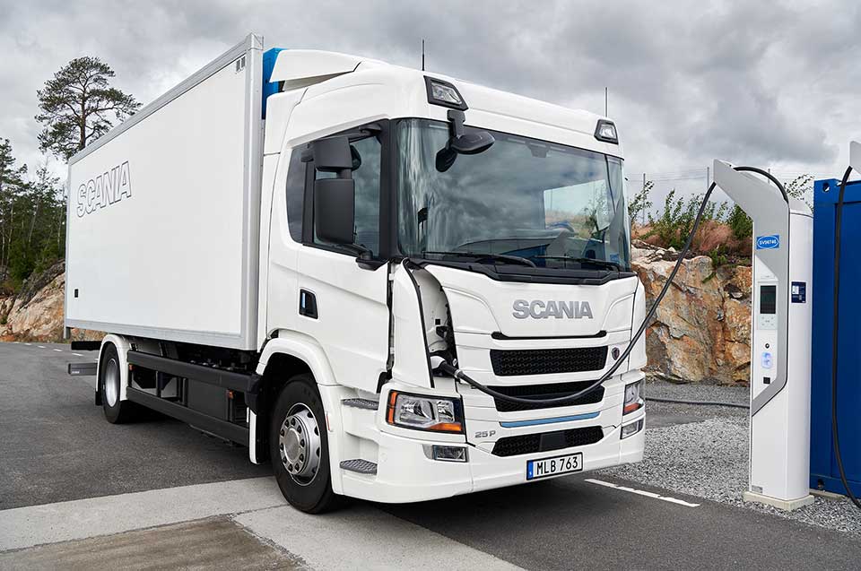 Scania-e-Mobility-1-20110-009