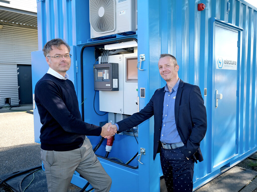 e-CO2tainer zorgt voor onafhankelijkheid bij project A16 Rotterdam. Duurzame stroom op iedere gewenste plek